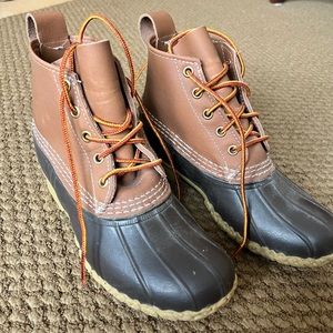 *Like New* L.L.Bean Original Bean Boot 6” | Women’s Size 6 - fits a 7.5